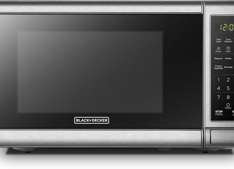 BLACK+DECKER EM720CB7 Digital Microwave Oven with Turntable Push-Button Door, Child Safety Lock, 700W, Stainless Steel, 0.7 Cu.ft